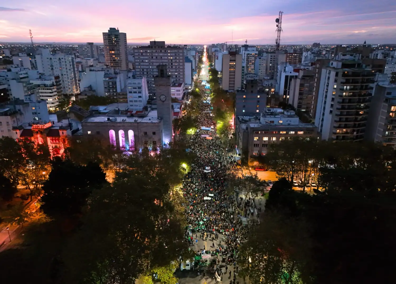 marcha universidad 2