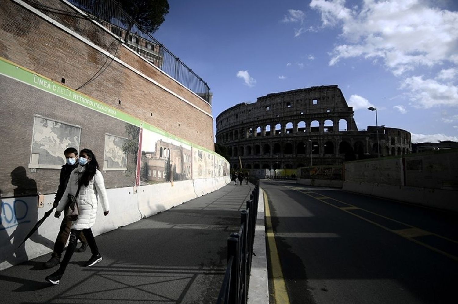 Roma reportó el primer caso de infección con la variante brasileña del coronavirus