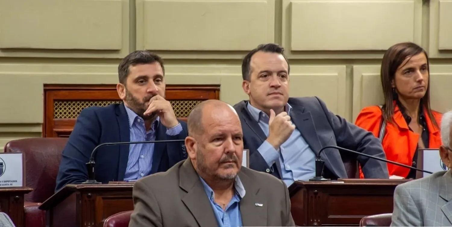 La foto corresponde a la reunión convocada por la Comisión de Educación de la Cámara de Diputados el 3 de abril tras el recorte presupuestario a las universidades e instituciones científicas.