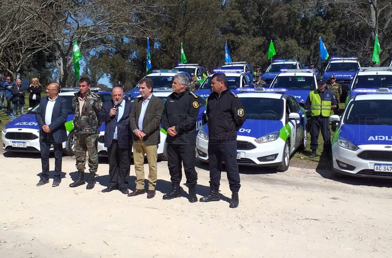 Ritondo inauguró una sede del Comando de Patrulla Rural y entregó nuevos móviles