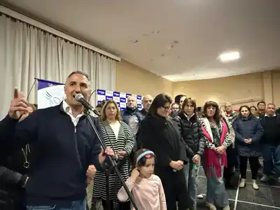 Gonzalo Santamarina  al hablar frente a sus seguidores luego de conocerse los resultados del 7 de septiembre | Foto : Juan Manuel Artero