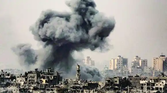 El Papa invitó a “seguir rezando por la grave situación en Palestina e Israel”.