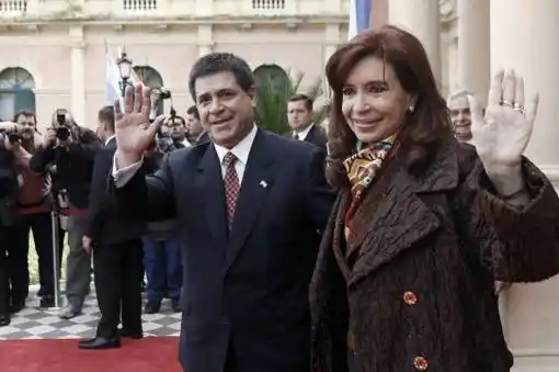 Cristina desde Paraguay: "Patria o Buitres no es sólo una consigna"