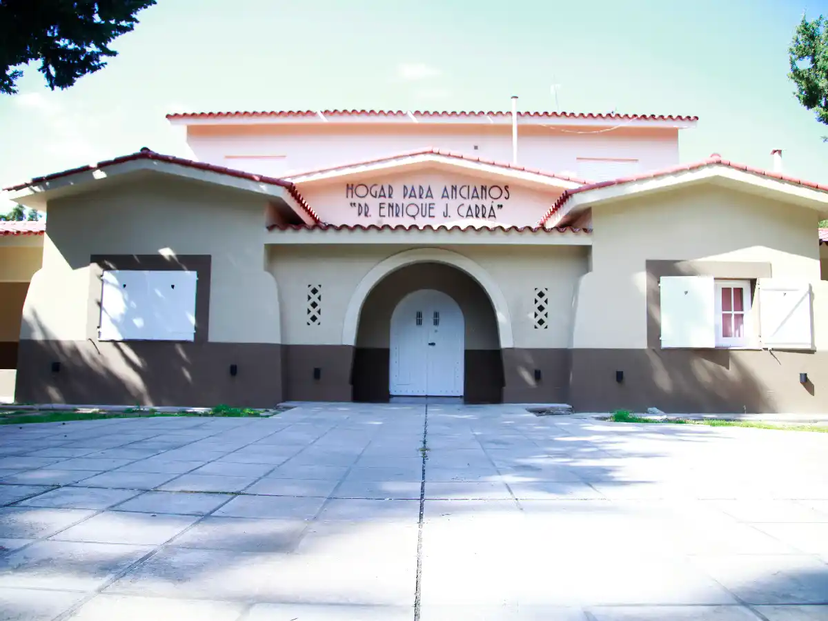 Robó un microondas en el Hogar de Ancianos, un médico lo corrió y recuperó el artefacto