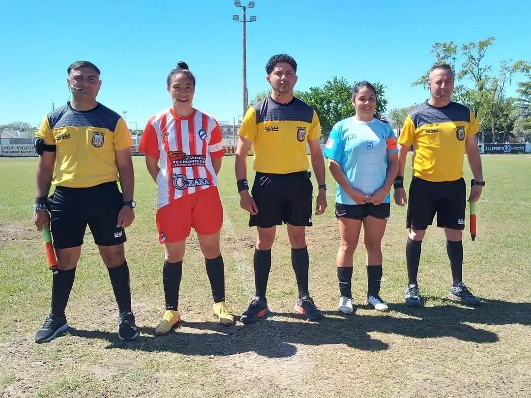 Fútbol femenino - 3