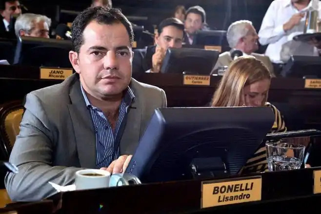 Para Lisandro Bonelli, en el discurso de Macri "no hubo ni autocrítica ni anuncios concretos"