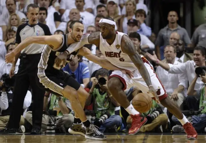 Ginobili y otro gran partido para San Antonio frente a Miami