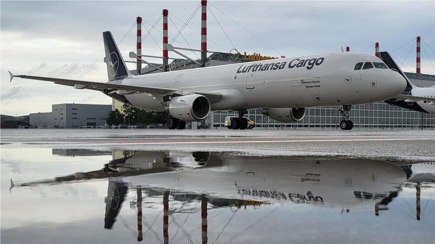 Lufthansa Cargo took delivery of its second Airbus A321 freighter