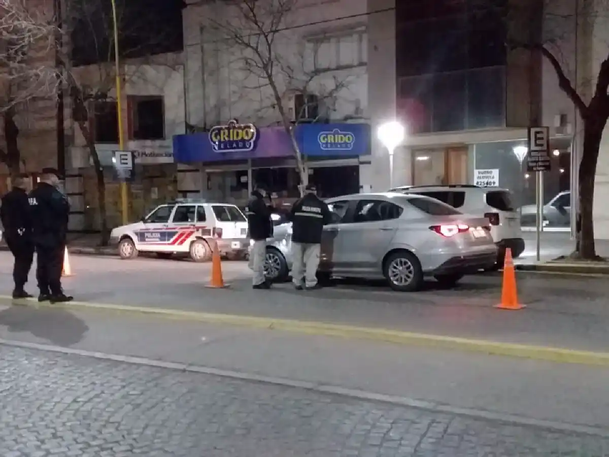 Tres detenidos por escapar de un control vial 