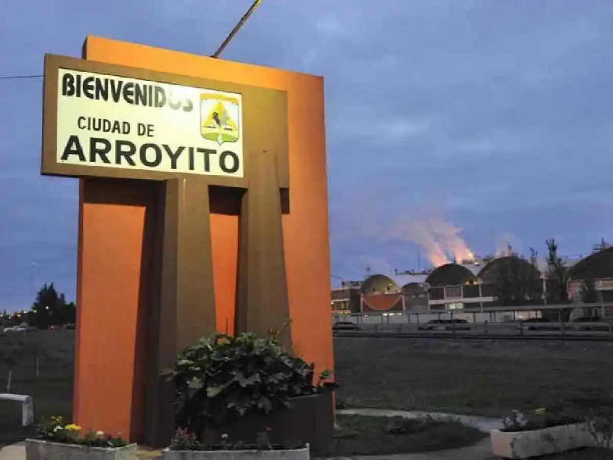 Arroyito, los detienen por incumplir el decreto presidencial
