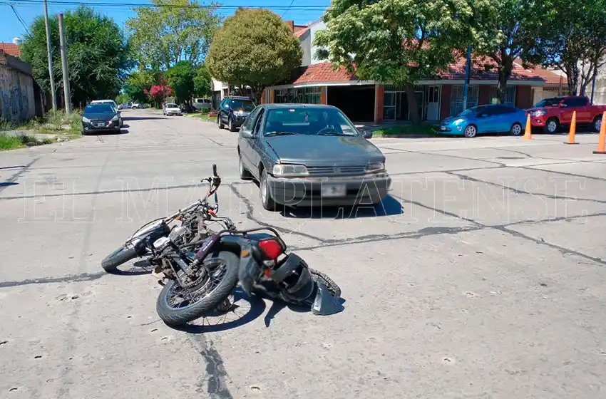 Urgente: tránsito totalmente cortado en Av. Jara y Formosa por un choque