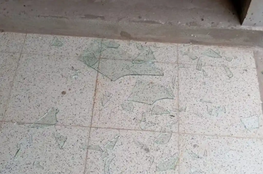 Los acusados rompieron nichos.