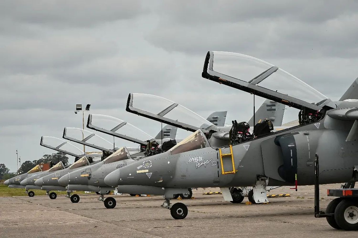 Ejercicios militares en la VI Brigada Aérea