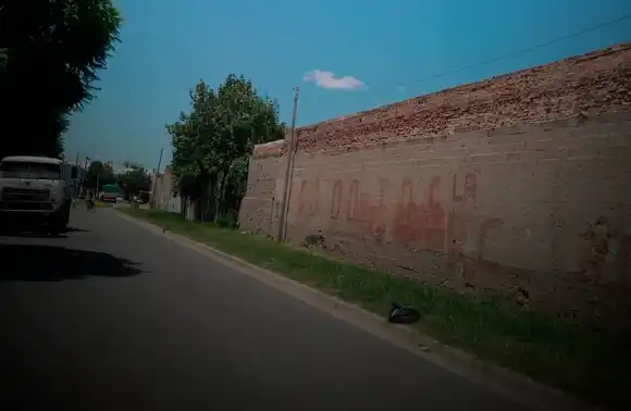 Ludueña a oscuras: vecinos denuncian el robo de luminarias