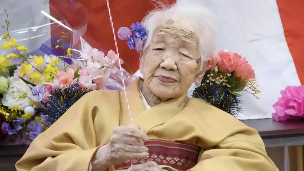 La japonesa Kane Tanaka cumplió 117 años y es la mujer más longeva del mundo