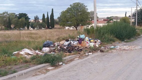 Basural en Ugarte al 1800