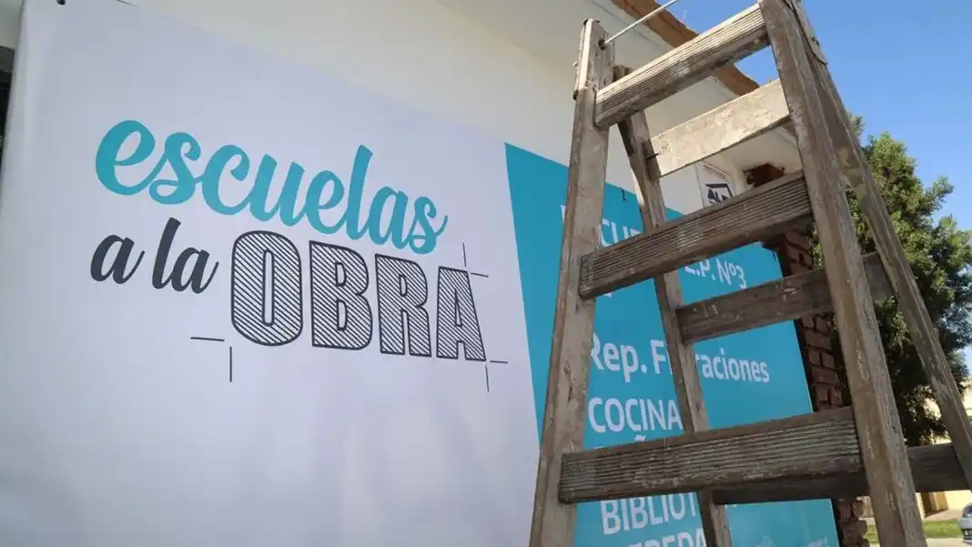El senador bonaerense del PRO, Marcelo "Chuby" Leguizamón, busca crear un régimen que ordene y supervise las obras en las escuelas de la provincia.