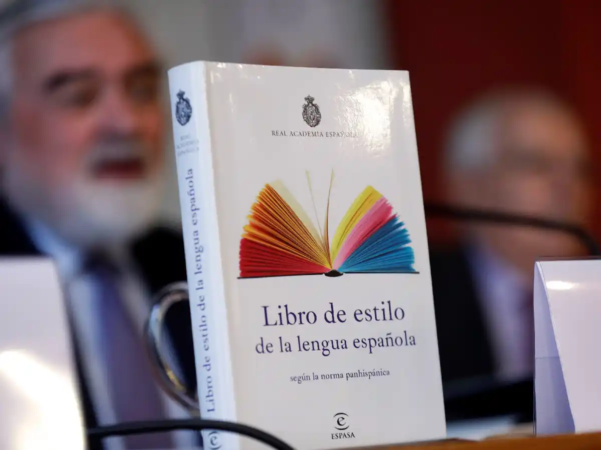 La RAE rechazó el lenguaje inclusivo pero aceptó tres palabras insólitas