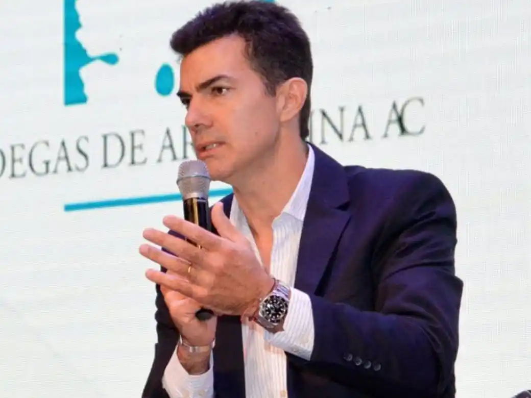 Urtubey criticó la gestión de Javier Milei.