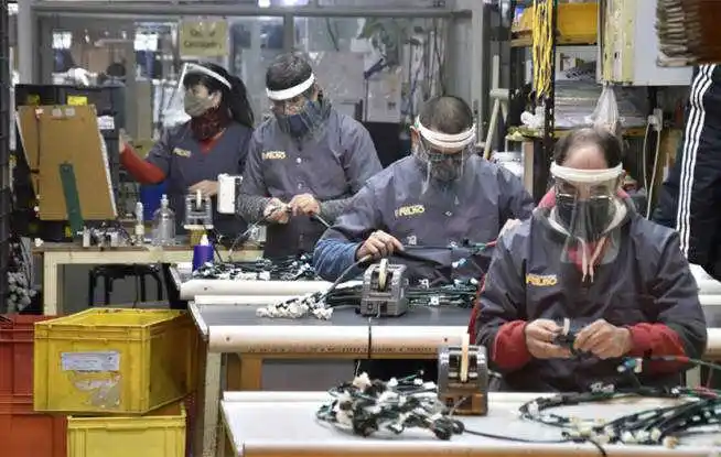 El Gobierno destinará $2.000 millones para subsidiar a pymes que generen empleo