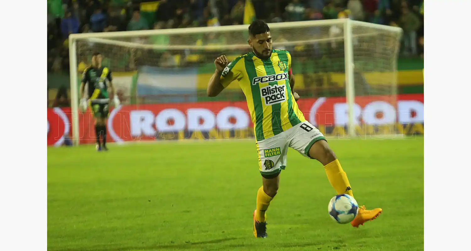 Aldosivi se va de copas antes de recibir a Boca
