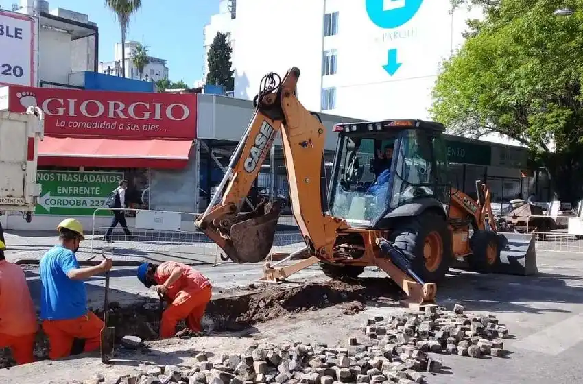 Por obras de Aguas Santafesinas, interrumpen el tránsito frente al Sanatorio Parque por 10 días