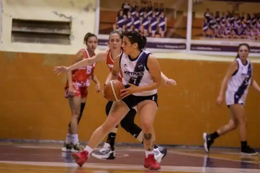 Las Lobas derrotaron a Santa Rosa por la Copa Santa Fe 