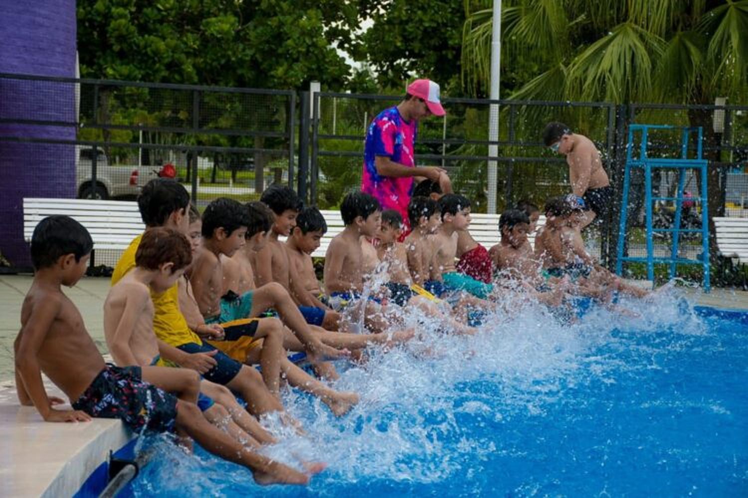 ¿Cuándo comienza la colonia de vacaciones y las clases de aquagym?