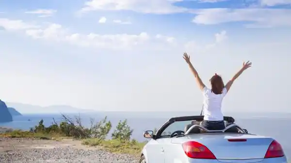 ¿Las personas solteras son más felices que las casadas?