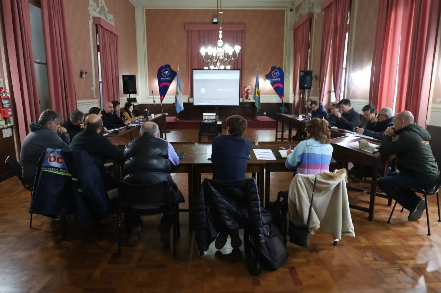Funcionarios de Defensa Civil de Buenos Aires, Santa Fe y Entre Ríos analizaron un plan de contingencia.
