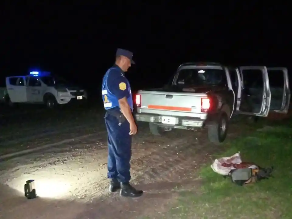 Decomiso de carne en operativo policial sobre Ruta Nacional 18