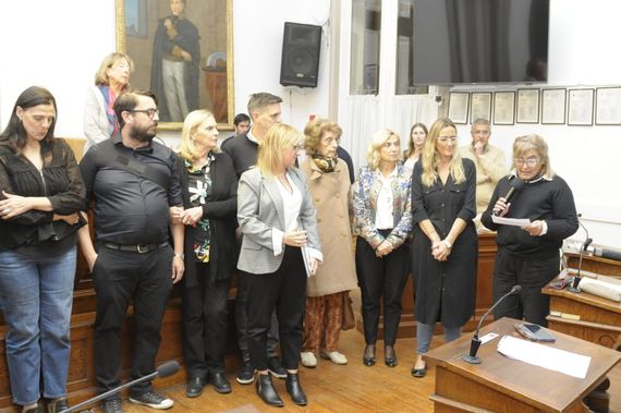 Librero y promotor de la feria tandilense, Carlos Gastaldi recibió un justo homenaje