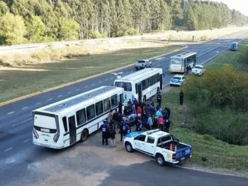Operativo de control: 35 colectivos controlados y 788 personas identificadas