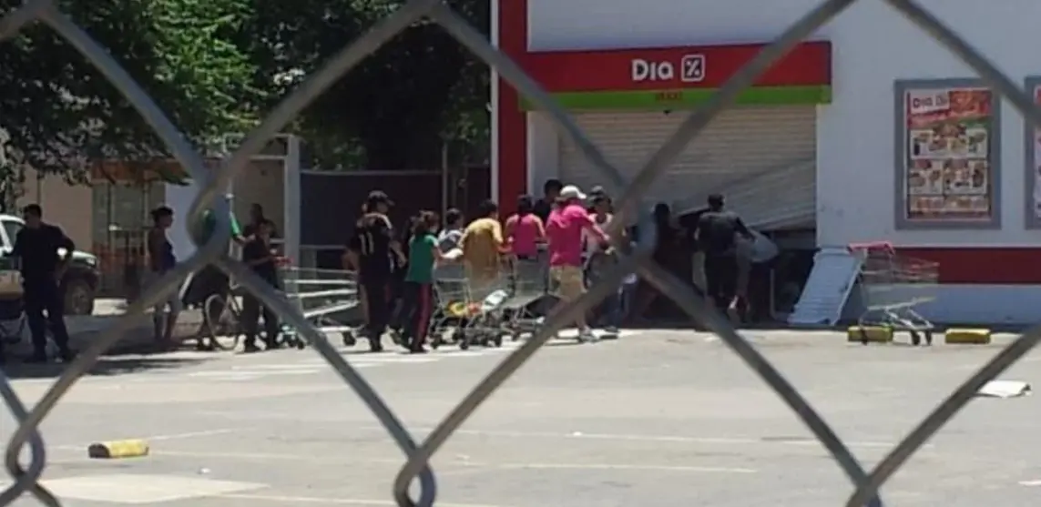 En Malvinas Argentinas arrestaron a una de las personas que robó en comercios: Tenía dos cajas registradoras