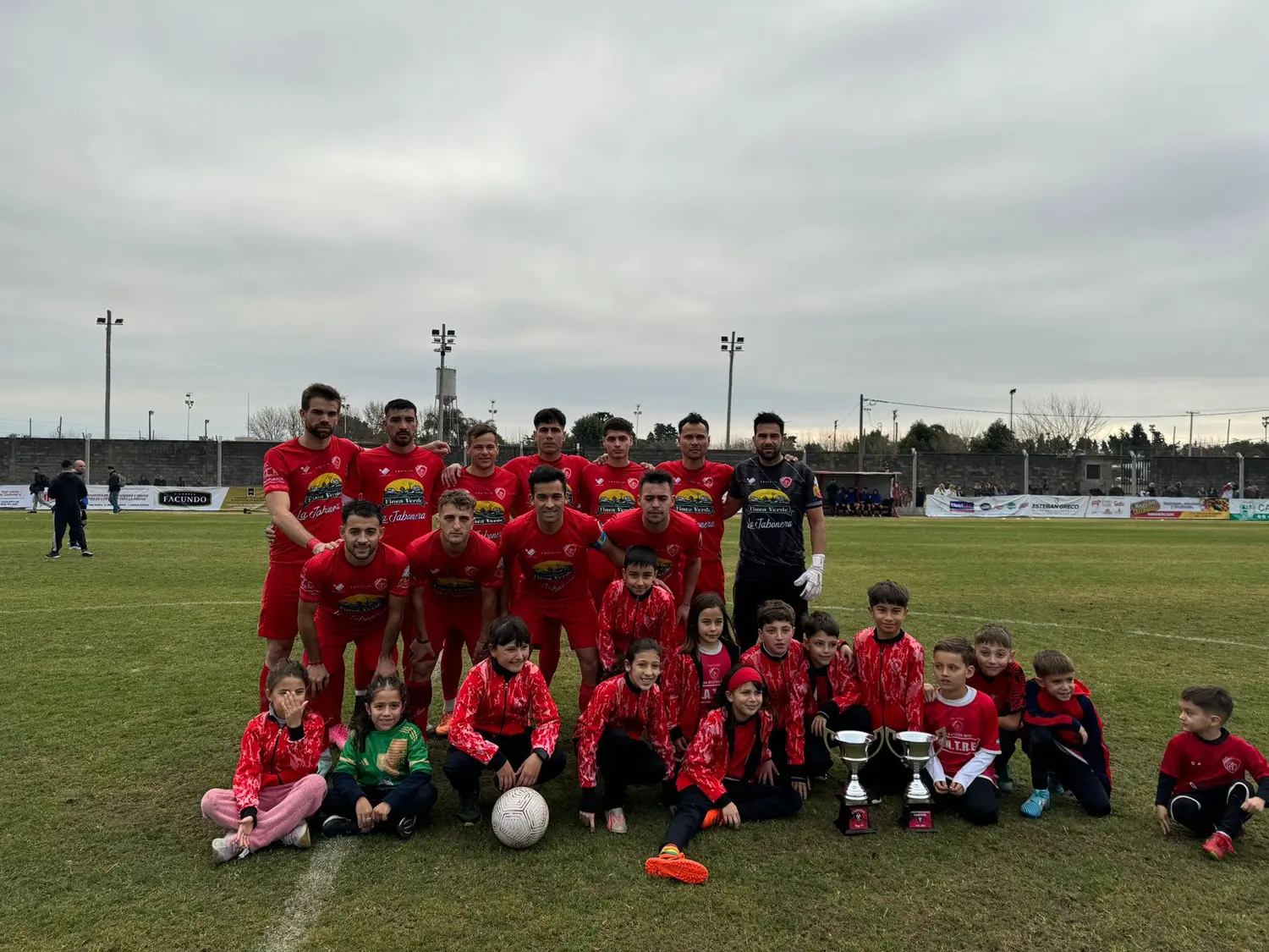 Mitre es líder del torneo apertura y se ilusiona con el título.