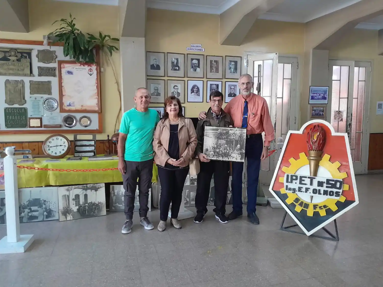 La comunidad educativa celebra los 90 años de la querida institución.