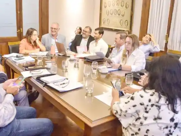 Proponen centralizar la gestión de inmuebles del Estado con una nueva agencia provincial