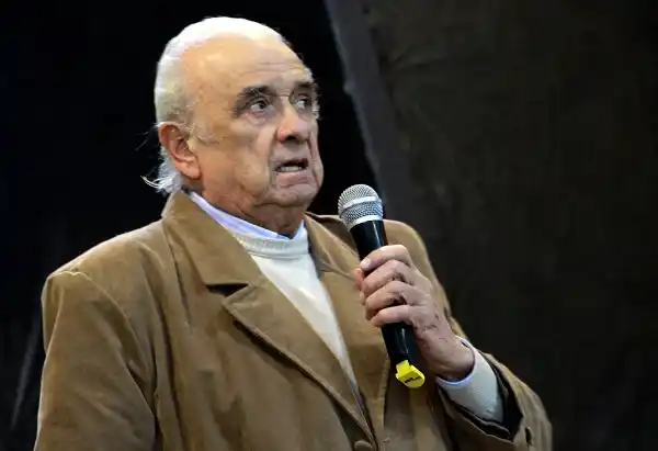 Juan Carlos Urriste presenta el libro “La Estación y después”