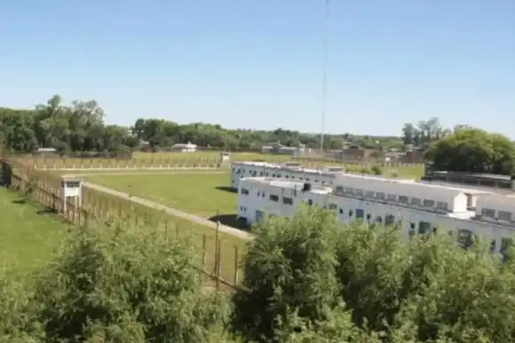 Decisión unánime: ordenan instalar inhibidores de señales telefónicas en las cárceles santafesinas