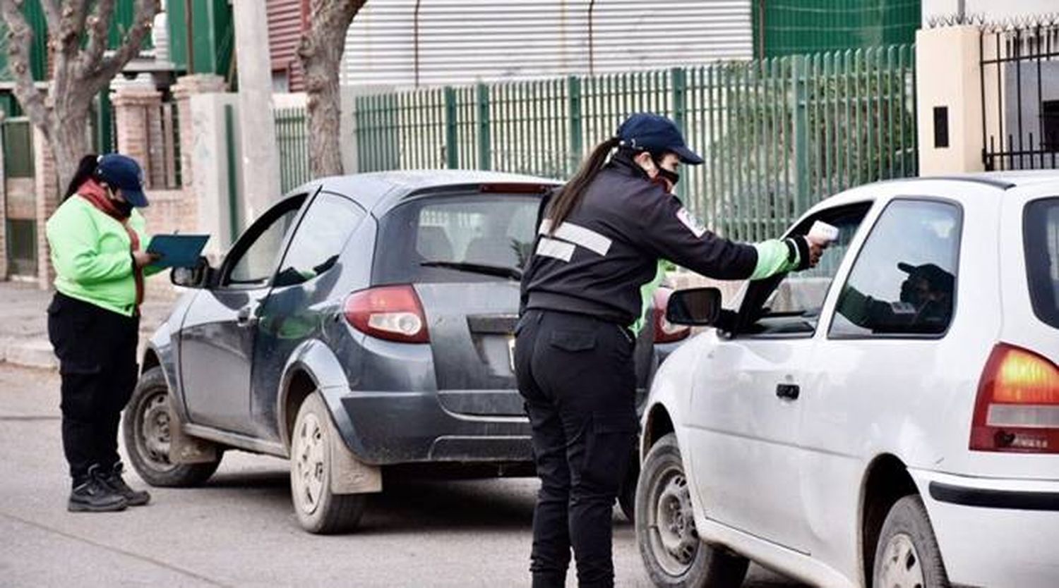 Las provincias imponen fuertes multas tras sancionar a más de cien mil infractores de la cuarentena