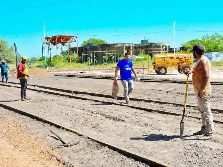 La ciudad de Pirané se prepara para inaugurar 
el Mercado Comunitario de Emprendedores