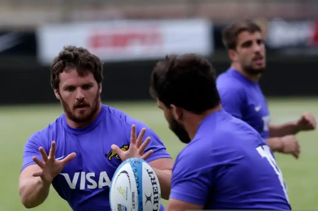 Tres nuevos positivos en el plantel de Los Pumas