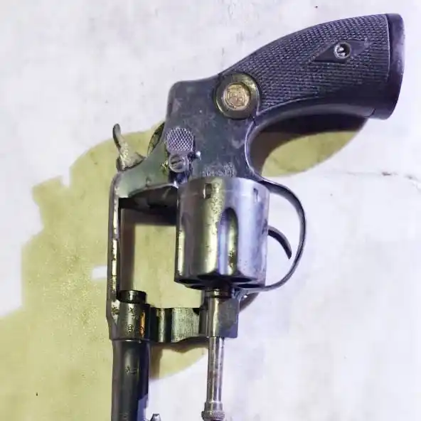 Secuestraron un revólver y una vaina servida tras un incidente