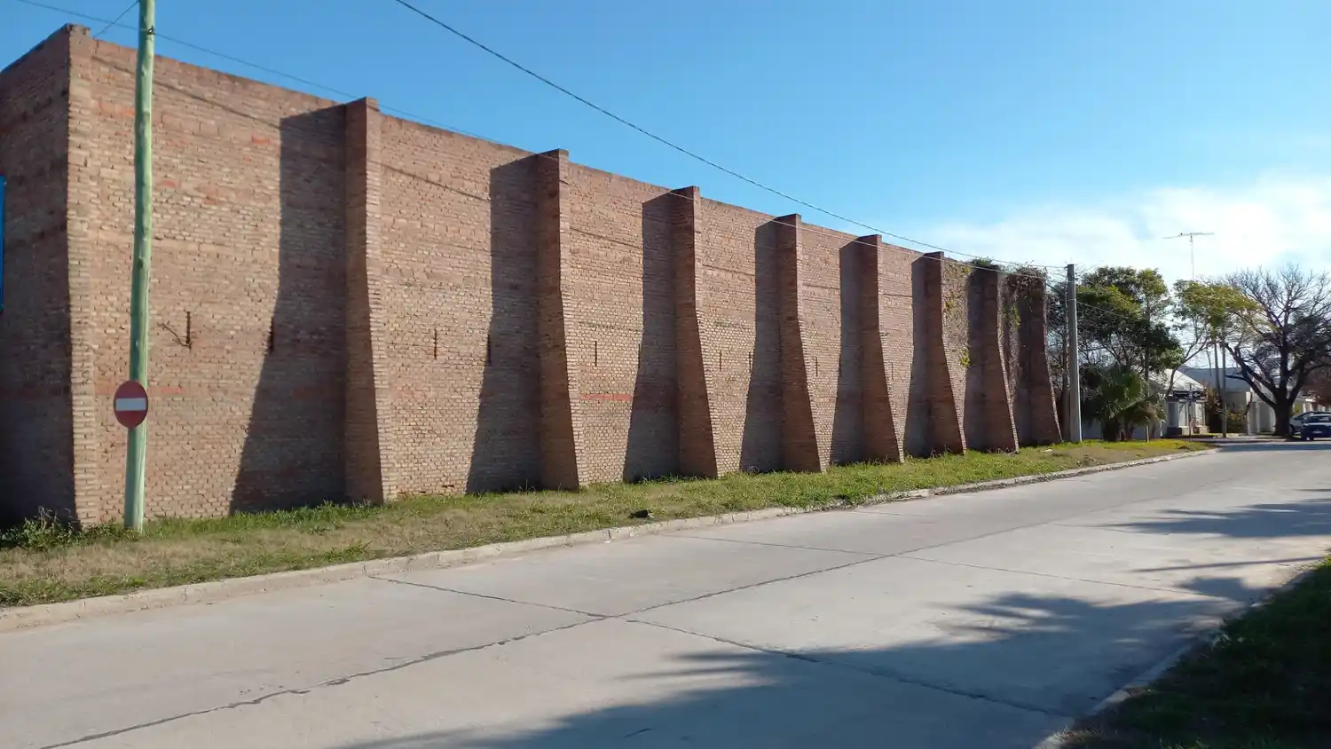 Parte del magnífico muro en la actualidad (Archivo Gráfico y Museo Histórico)