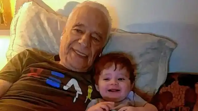 Alberto Cormillot puso profesora particular a su bebé