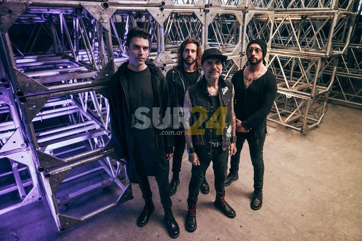 Arde la Sangre presenta “La Cura”, su álbum debut