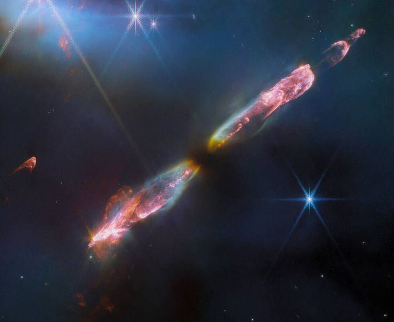 Captan el nacimiento de una estrella similar a nuestro Sol
