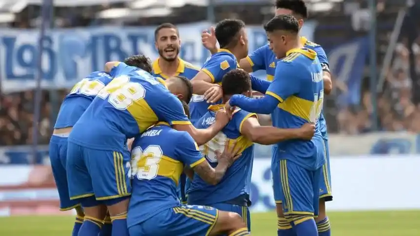 Boca ganó en La Plata y dependerá de sí mismo para ser campeón