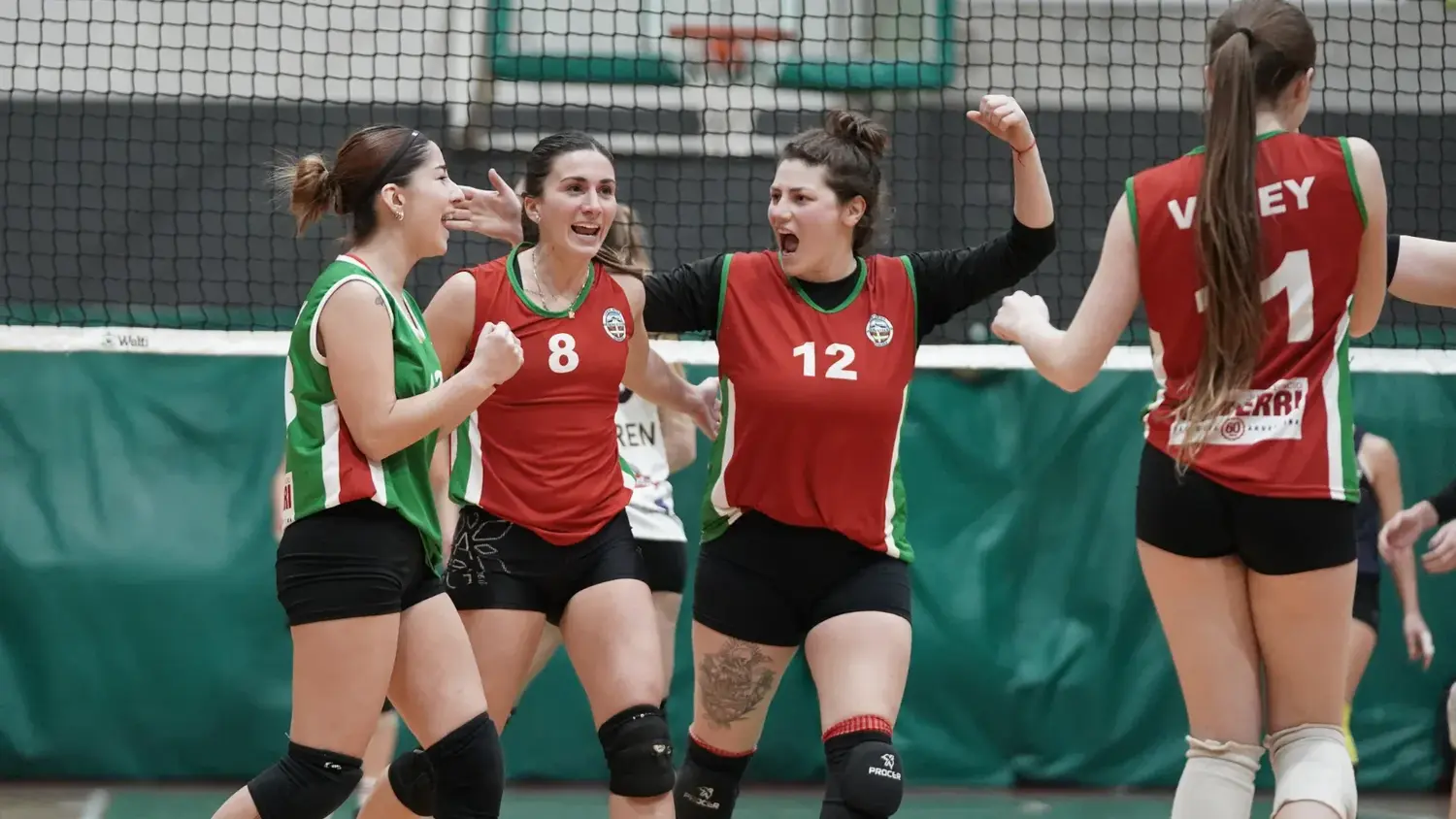 Centro Basko logró el título frente a Picantes en la rama femenina