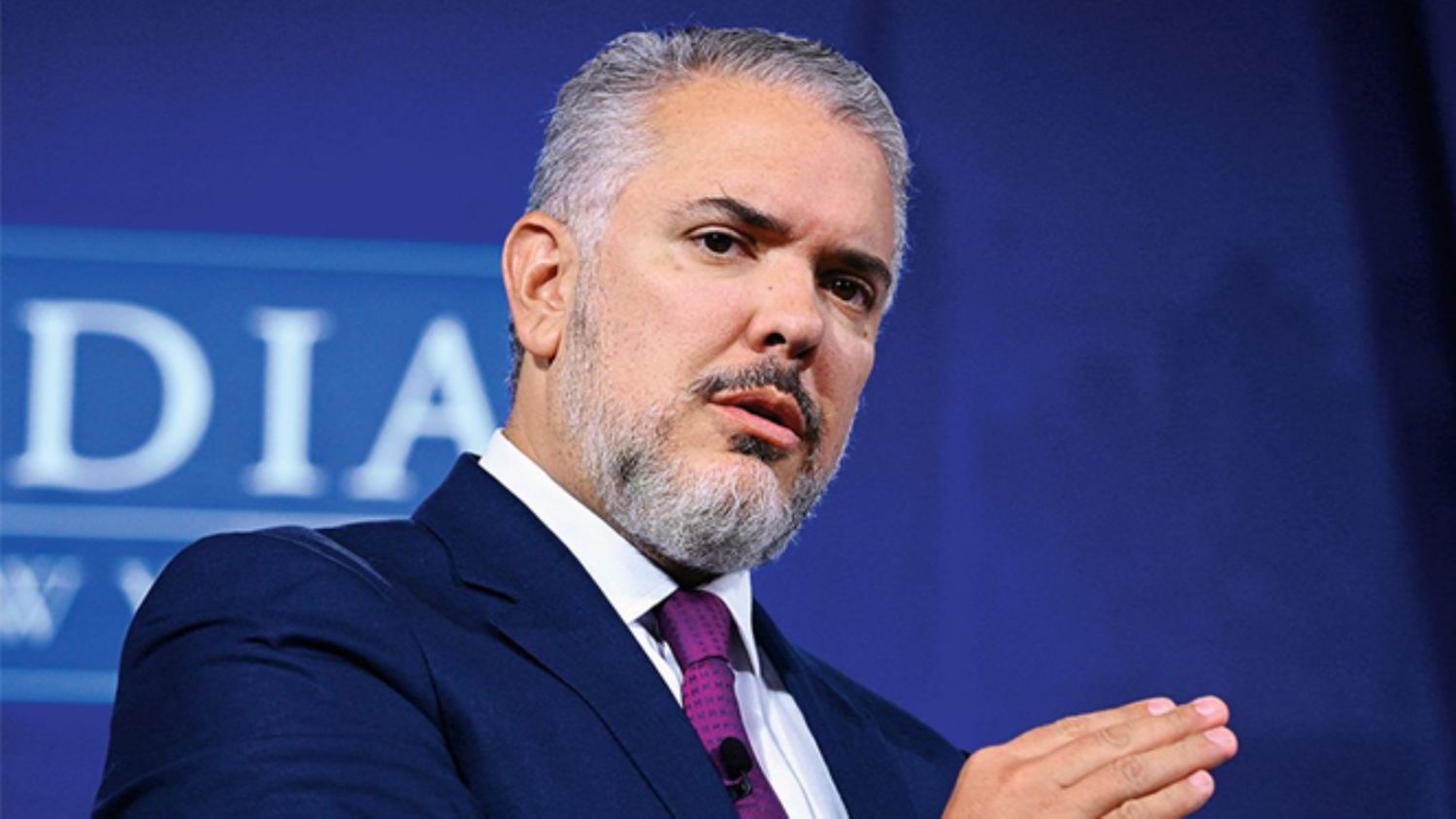 Allegados del expresidente Duque pidieron asilo en Francia por temor a «persecución» en Colombia